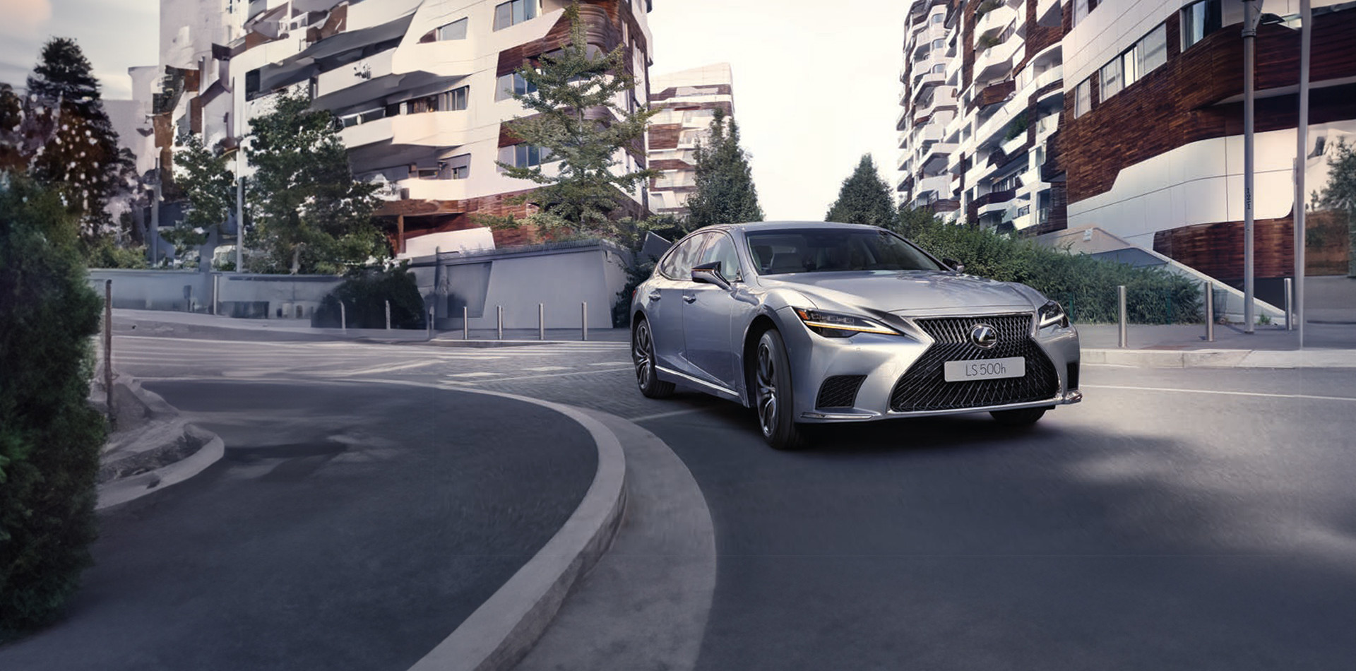 LS - LA LIMOUSINE HYBRIDE RÉVOLUTIONNAIRE